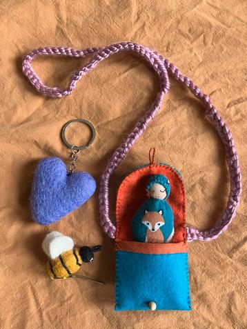 Vilt antroposofische spulletjes beschikbaar voor biedingen