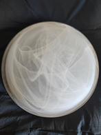 Plafondlamp schotel melkglas vintage wit, Huis en Inrichting, Lampen | Plafondlampen, Ophalen, Gebruikt, Glas, Vintage