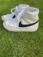 Nike sneakers, Kinderen en Baby's, Ophalen of Verzenden, Zo goed als nieuw, Sportschoenen