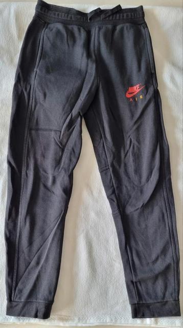 Nike Joggingbroek Maat 152 beschikbaar voor biedingen