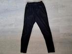 Nike trainingsbroek zwart maat 140, Ophalen of Verzenden, Nike, Jongen of Meisje, Broek