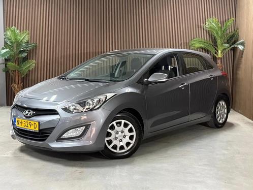 Hyundai i30 1.4i i-Motion, Auto's, Hyundai, Bedrijf, i30, ABS, Airbags, Airconditioning, Boordcomputer, Climate control, Cruise Control