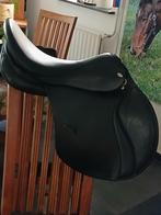 Zwart veelzijdigheid zadel 18inch, Dieren en Toebehoren, Ophalen, Zo goed als nieuw, Springen
