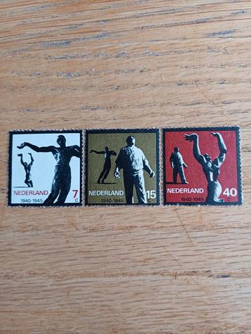 Nederlandse Postzegels Verzetsmonumenten - Postfris beschikbaar voor biedingen