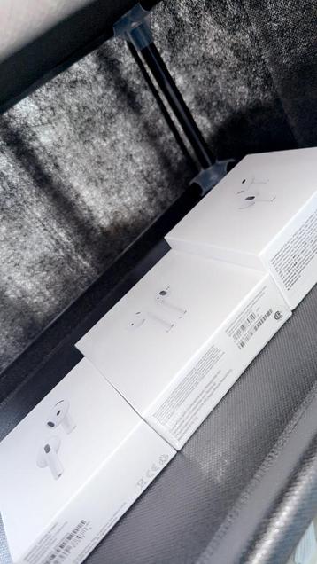 Airpods pro 2 de gen. Airpods 2 en airpods 4 beschikbaar voor biedingen