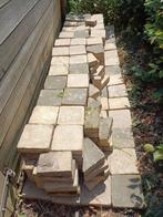 GRATIS steentjes 20 bij 20, Ophalen, Gebruikt, Klinkers, 10 m² of meer