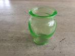 Klein vaasje uranium glas. Annagroen glas vaasje, Antiek en Kunst, Ophalen of Verzenden