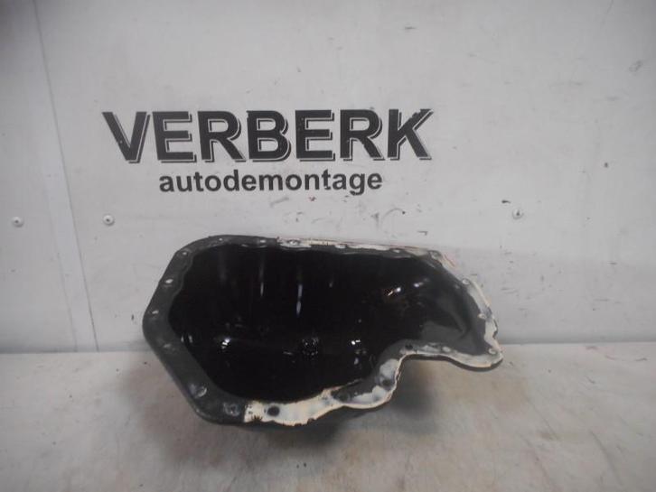 Carterpan Volkswagen Polo IV (9N1/2/3) 2005 03d103602g, Auto-onderdelen, Motor en Toebehoren, Volkswagen, Gebruikt