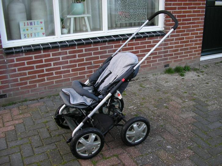 Mutsy Urban Rider kinderwagen, Kinderen en Baby's, Kinderwagens en Combinaties, Gebruikt, Mutsy, Luchtbanden, Met reiswieg, Verstelbare duwstang