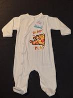 Boxpakje Winnie the Pooh play velours beige maat 68, Kinderen en Baby's, Babykleding | Maat 68, Nieuw, Ophalen of Verzenden, Disney