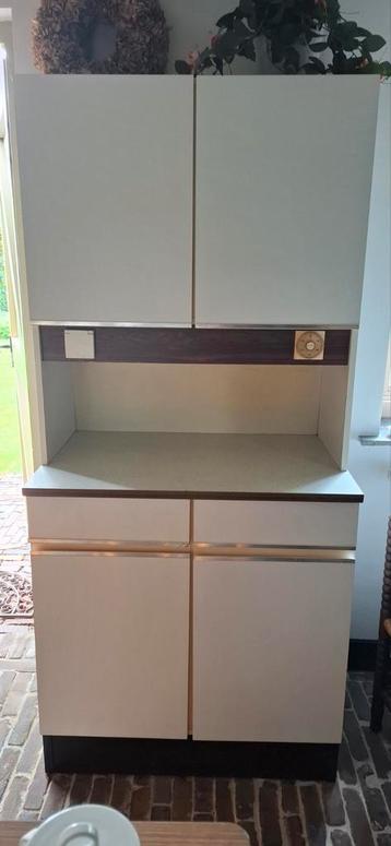 vintage jaren 70 keukenkast