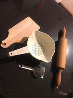 Keukengerei, vergiet, deegrol, zeefje, houten snijplank, Ophalen of Verzenden