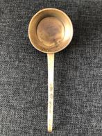 Mooi oud groot messing schepbakje met geklonken nagels, Ophalen of Verzenden, Koper