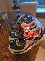 2 Nike maat 45 samen 40 euro ziet goed uit nog, Ophalen of Verzenden, Zwart