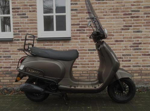 La souris Sourini scooter, Fietsen en Brommers, Scooters | Vespa, Gebruikt, Overige modellen, Maximaal 45 km/u, Benzine, Ophalen