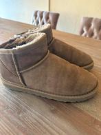 Taupe kleurige Ugg mini boots mt 38, Kleding | Dames, Schoenen, UGG, Overige kleuren, Ophalen of Verzenden, Zo goed als nieuw