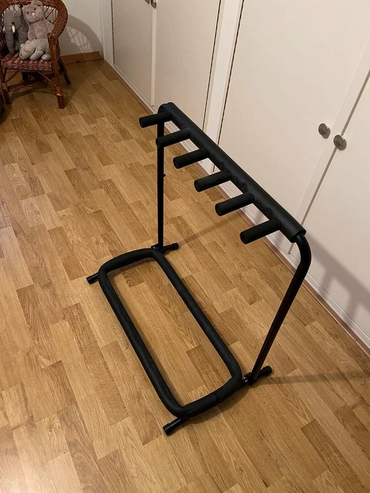 Gitaarstandaard voor 5 gitaren - Inklapbaar, Muziek en Instrumenten, Instrumenten | Toebehoren, Zo goed als nieuw, Akoestische gitaar