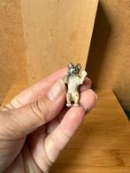 Poes voor aan pot (zie foto's) 3.5cm lang - keramiek, Ophalen of Verzenden, Zo goed als nieuw, Poppenhuis