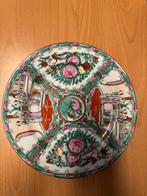 Antiek Chinees bord Rose Medaillon Ø26 cm, Antiek en Kunst, Antiek | Porselein, Ophalen of Verzenden