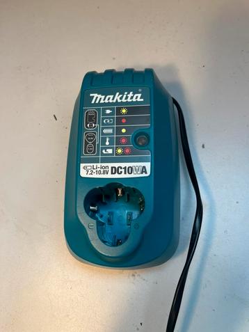 Oplader Makita DC10WA beschikbaar voor biedingen