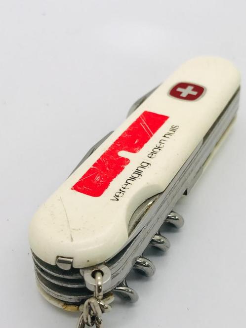 Wenger Forester WHITE 85mm four tool layers Swiss Army Used, Caravans en Kamperen, Kampeergereedschap, Gebruikt, Verzenden