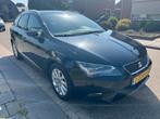Seat Leon 1.6 TDI 81KW ST 2014 Zwart nieuwe apk, Auto's, Voorwielaandrijving, 4 cilinders, Leon, Zwart