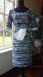 Mooie jurk in zachte stretch stof met voering mt 38 - 40, Maat 38/40 (M), Handmade, Blauw, Ophalen of Verzenden