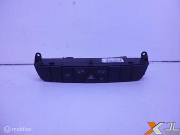 ML-KLASSE W164 SCHAKELAAR BRUG DASHBOARD A1648707410 beschikbaar voor biedingen