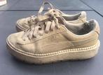 Puma suède leren beige sneakers maat 37 een paar gratis bij, Gebruikt, Meisje, Puma, Schoenen