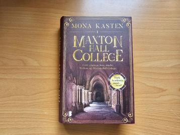 Maxton Hall College - NL limited edition beschikbaar voor biedingen
