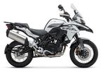 BENELLI TRK 502 X 2025 35KW A2 NIEUW voorraad AKTIE, Motoren, 2 cilinders, Motorrijbewijs A, Bedrijf, Onbekend