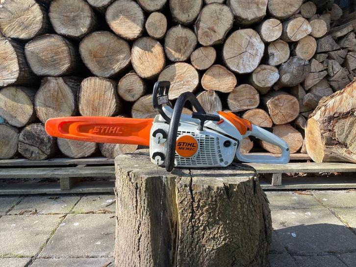 Nette Stihl MS 193C Kettingzaag, Doe-het-zelf en Verbouw, Gereedschap | Zaagmachines, Gebruikt, Kettingzaag, 1200 watt of meer