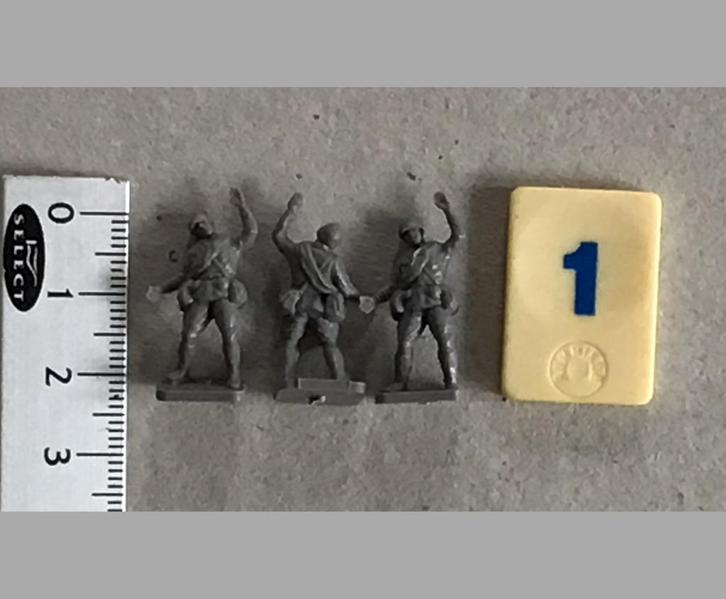 6 soldaatjes  1 schaal 1:72 of 1:76, Hobby en Vrije tijd, Modelbouw | Figuren en Diorama's, Gebruikt, Figuur of Figuren, 1:50 of kleiner