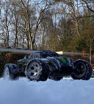 Traxxas Rustler 2WD, Hobby en Vrije tijd, Modelbouw | Radiografisch | Auto's, Nieuw, Auto offroad, Elektro, RTR (Ready to Run)