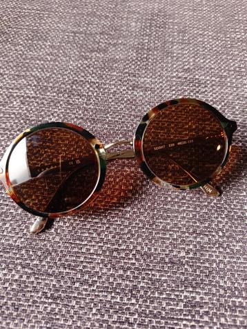 Sandro Zonnebril beschikbaar voor biedingen