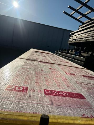 Stegdoppel/polycarbonaat 1,20x7/8 m €24 pm2 beschikbaar voor biedingen