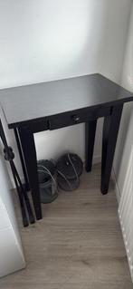 Zwart tafeltje met lade, Minder dan 55 cm, Zo goed als nieuw, Rechthoekig, Hout