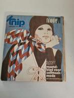 Knip modeblad van 1971 met raderblad, Ophalen, Gelezen