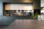 Showroomkeuken Nolte Black Green Rechte opstelling 75cm diep, Huis en Inrichting, Keuken | Complete keukens, Nieuw, Enkelwandige keuken