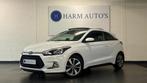 Hyundai I20 Coupé 1.4 101pk Pano / Cruise / Clima / 4 cilin, Auto's, Gebruikt, Zwart, 4 cilinders, Wit