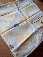 LINNEN BROCANT TAFELKLEED  LIEVE KONIJNTJES / HAASJES PASEN, Ophalen of Verzenden