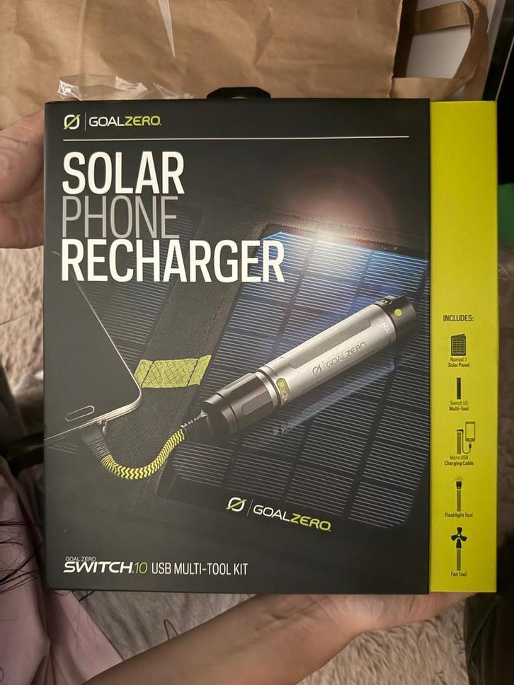 Solar phone recharger, Witgoed en Apparatuur, Zonnebanken en Gezichtsbruiners, Nieuw, Gezichtsbruiner, Minder dan 10 lampen, Ophalen