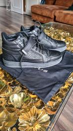 Gucci louis vuitton Zwarte 4Invictus leren sneakers maat 41, Zwart, Nieuw, Ophalen of Verzenden, Sneakers of Gympen