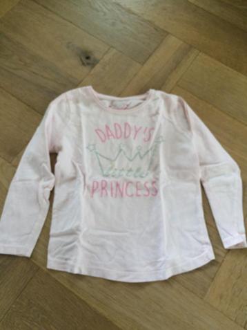 Leuk shirtje "daddy's little princess" maat 110 beschikbaar voor biedingen