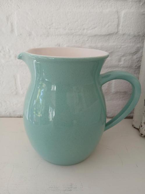 melkkan / waterkan, Huis en Inrichting, Keuken | Servies, Zo goed als nieuw, Overige typen, Effen, Aardewerk, Ophalen of Verzenden
