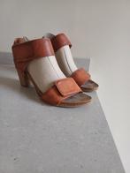 *Nieuw! Prachtige AQA sandalen met hak van leer mt 42!*, Kleding | Dames, Schoenen, Bruin, Nieuw, AQA, Sandalen of Muiltjes