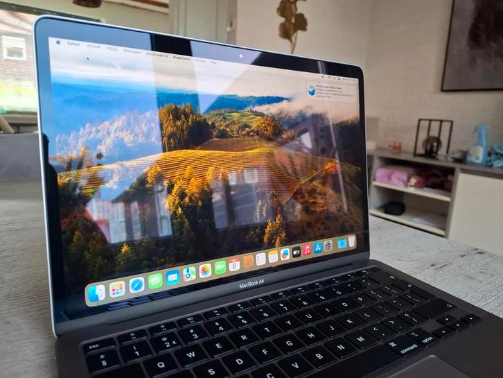 Macbook Air 2020 Nieuwstaat + Accessoires, Computers en Software, Apple Macbooks, Ophalen of Verzenden