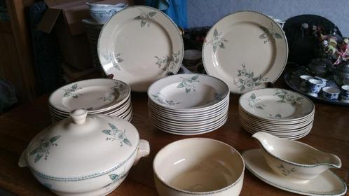 Prachtig eetservies Boch la louviere serie ANDREE, Antiek en Kunst, Antiek | Servies compleet, Ophalen