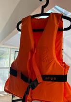 2 zwemvesten, Watersport en Boten, Ophalen of Verzenden, Zo goed als nieuw, Dame of Heer, Reddingsvest of Zwemvest