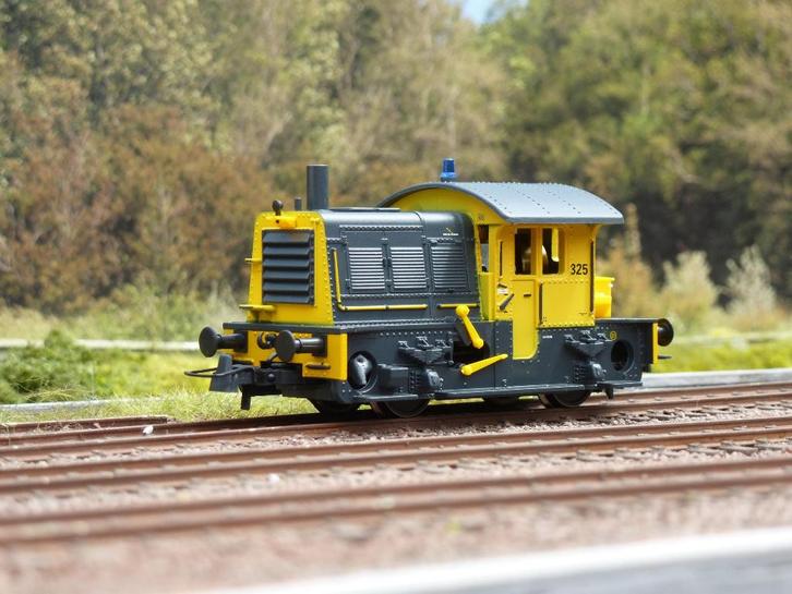 H0 DC Roco serie NS200/300 (325) IV/V Sik, Hobby en Vrije tijd, Modeltreinen | H0, Nieuw, Locomotief, Gelijkstroom, Roco, NS, Ophalen of Verzenden